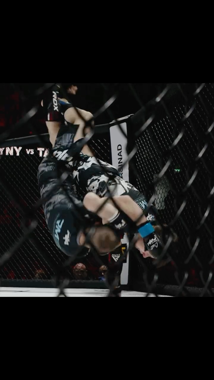 🧨 Speed, scrambles, and three hard rounds.
Henri Pyyny gets the win over Silver Tagu by unanimous decision after a fast, technical battle at